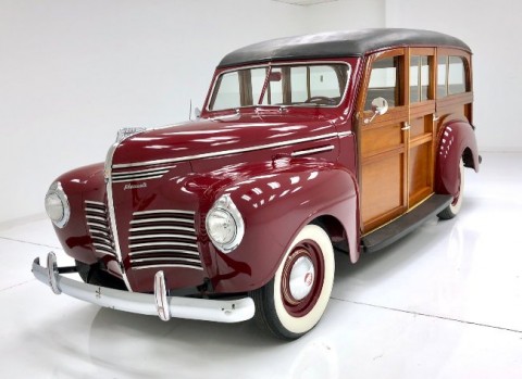 Voiture Pl.89C3-Plymouth woody station-wagon-1940.jpg